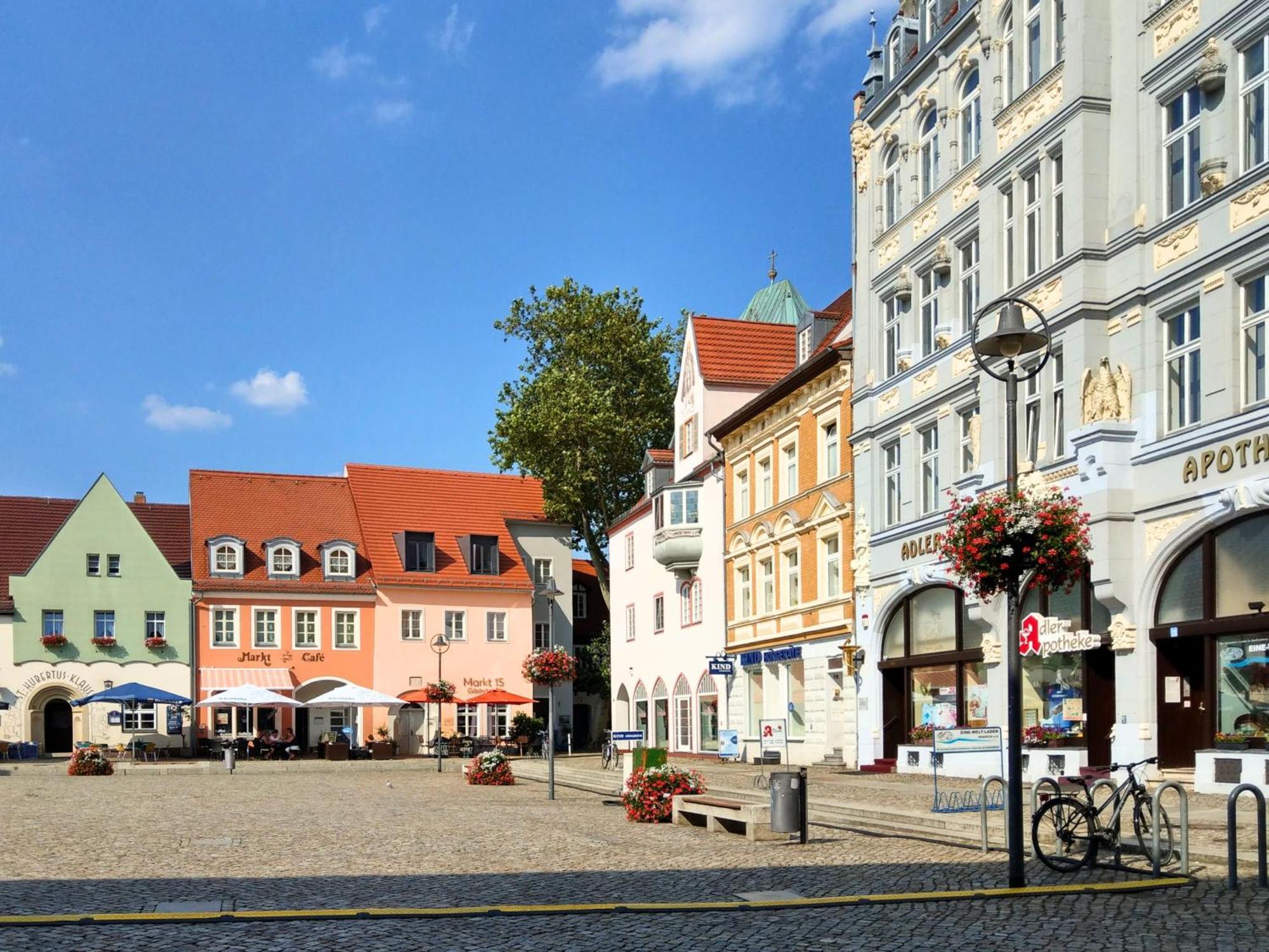 Gemuetliches Eigenes Haeuschen Mit Terrasse & Garten - Optimal Gelegen Zwischen Altstadt & Hafen #4 Дом отдыха Зенфтенберг