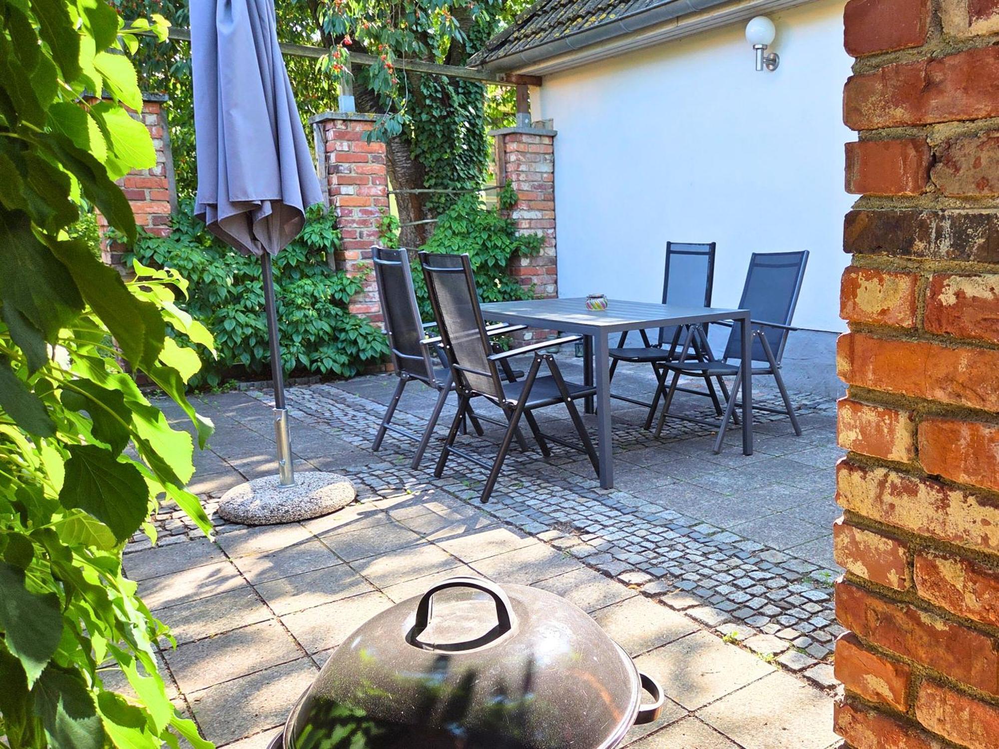 Gemuetliches Eigenes Haeuschen Mit Terrasse & Garten - Optimal Gelegen Zwischen Altstadt & Hafen #4 * Зенфтенберг